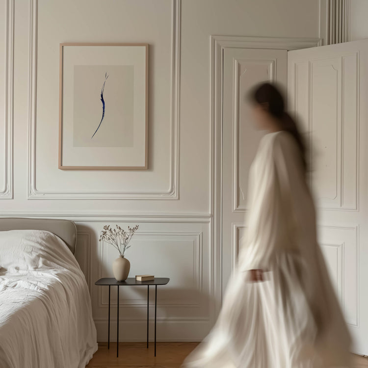 Frame Mockup with Person - 1014